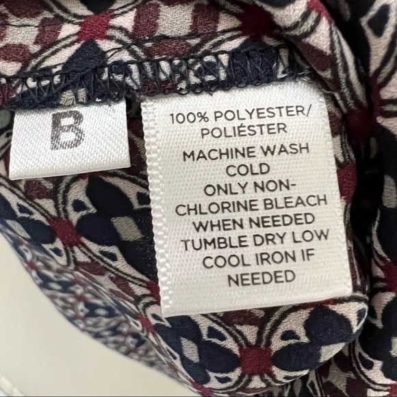 LOFT Geometric Print 3/4 Button Down Long Sleeve Top Maroon Navy Blue Size XS - Picture 7 of 13